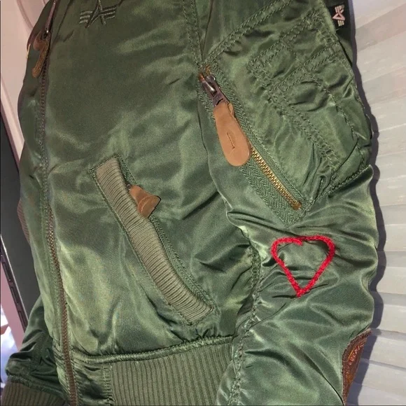 Alpha Industries Super Rare Size XS - Picture 6 of 9